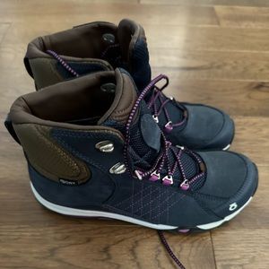 Oboz Sapphire Mid B-Dry Women's Size 9 Boots; like new: smoke and pet free home